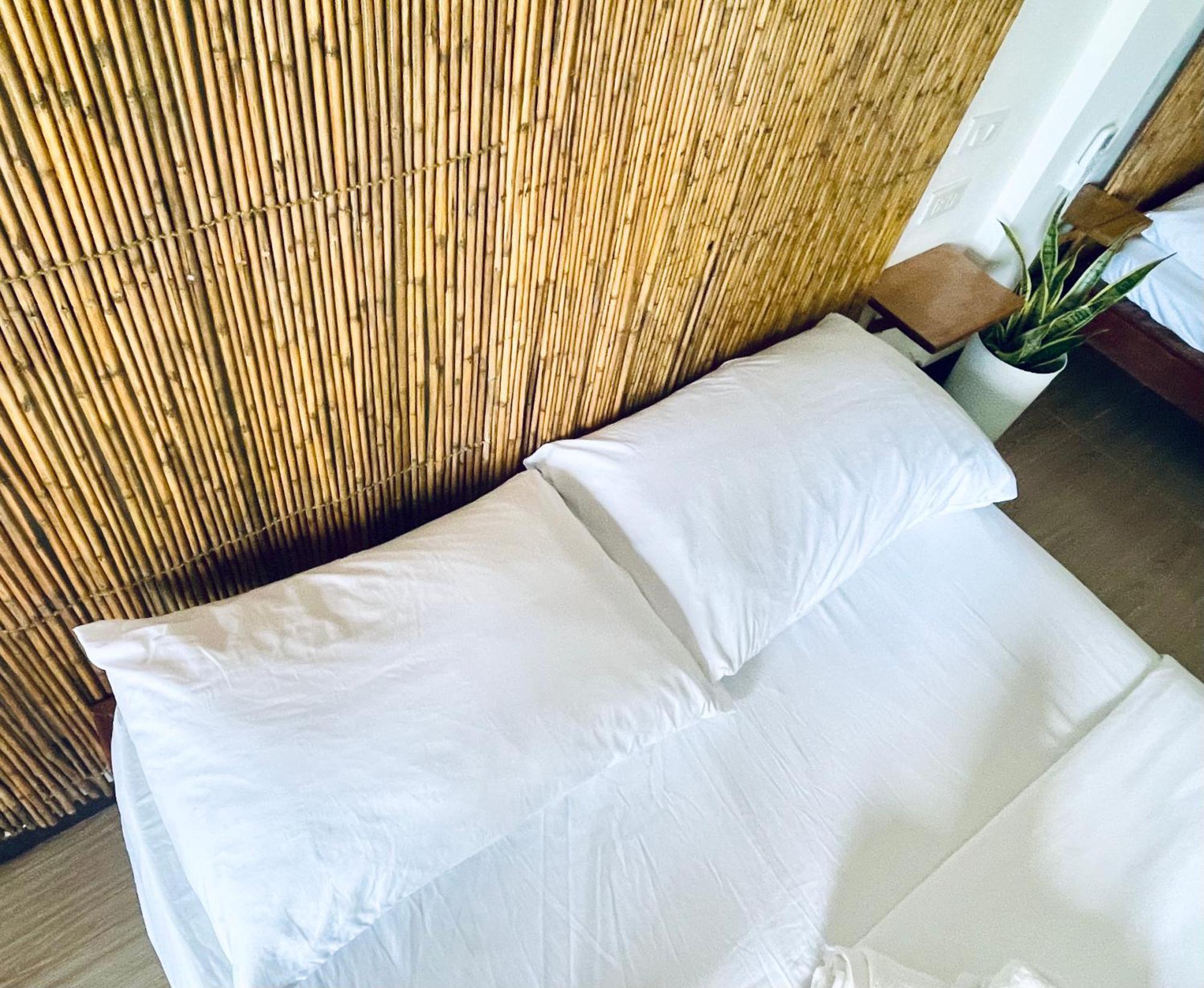 Siargao Sunflower Suites General Luna  Exteriör bild