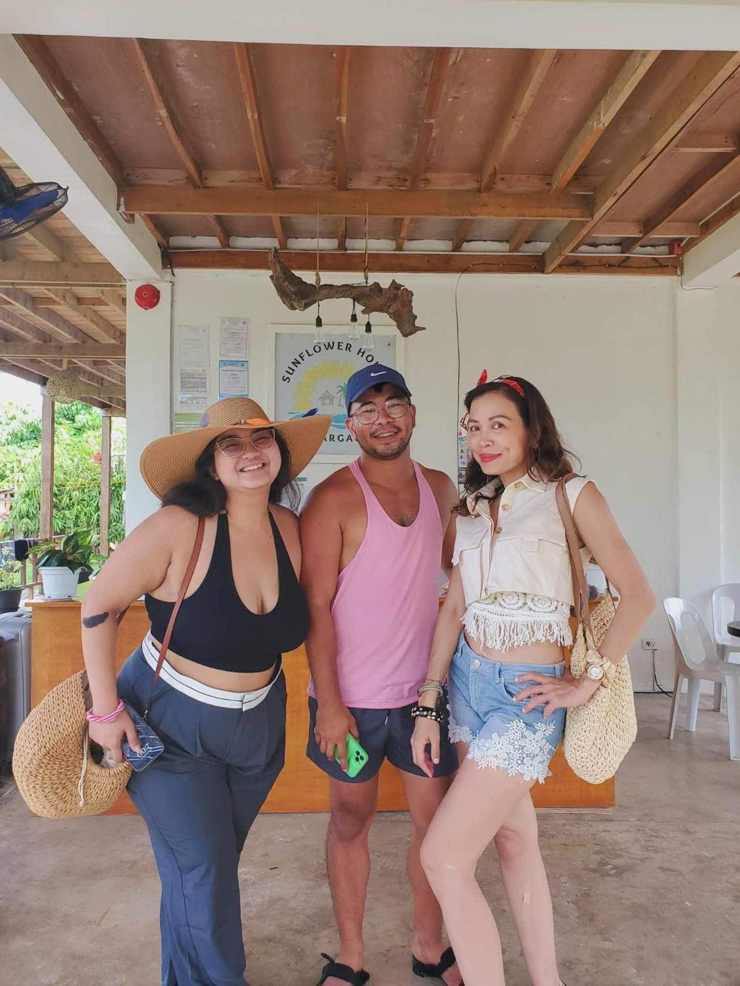 Siargao Sunflower Suites General Luna  Exteriör bild