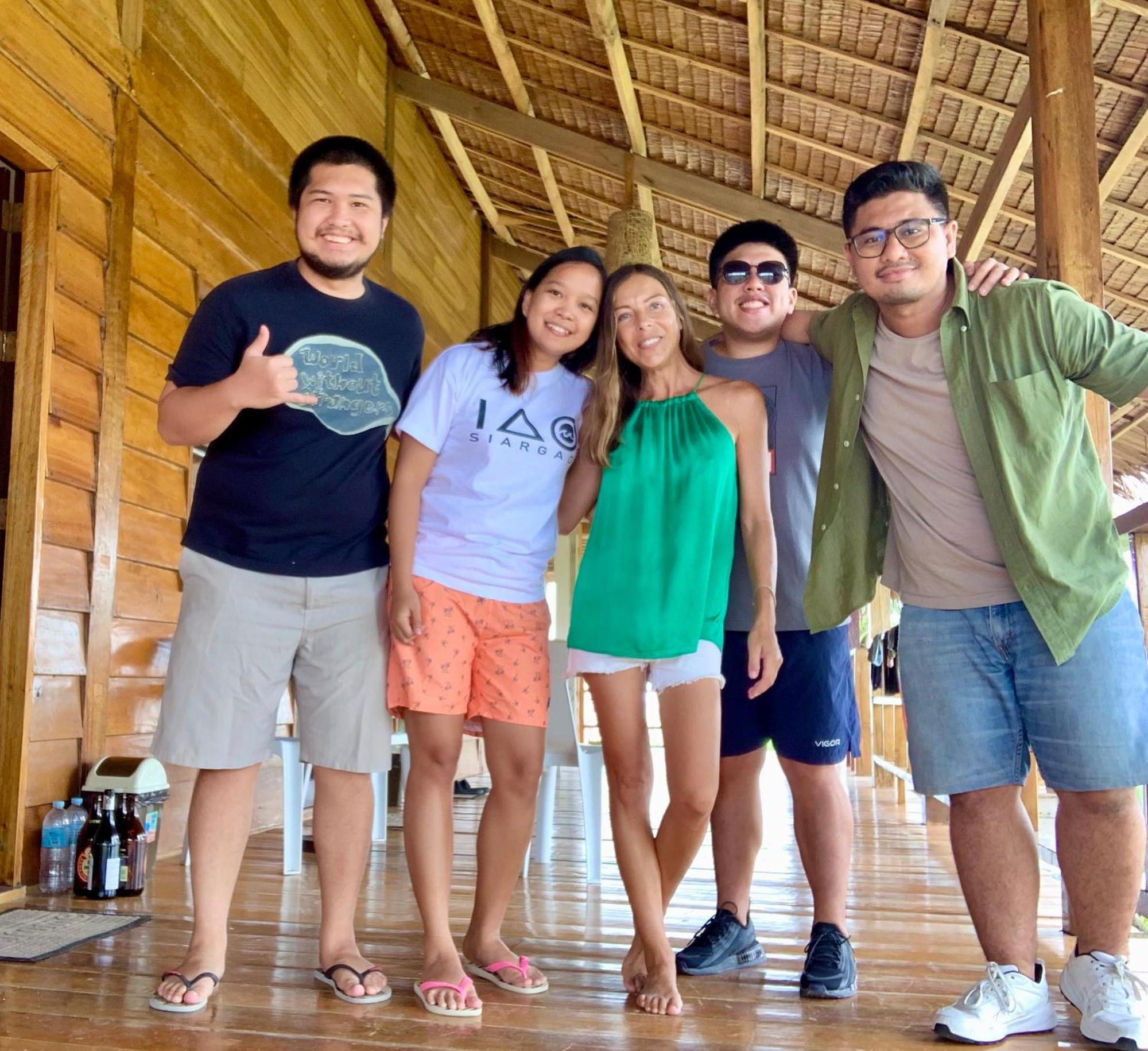Siargao Sunflower Suites General Luna  Exteriör bild