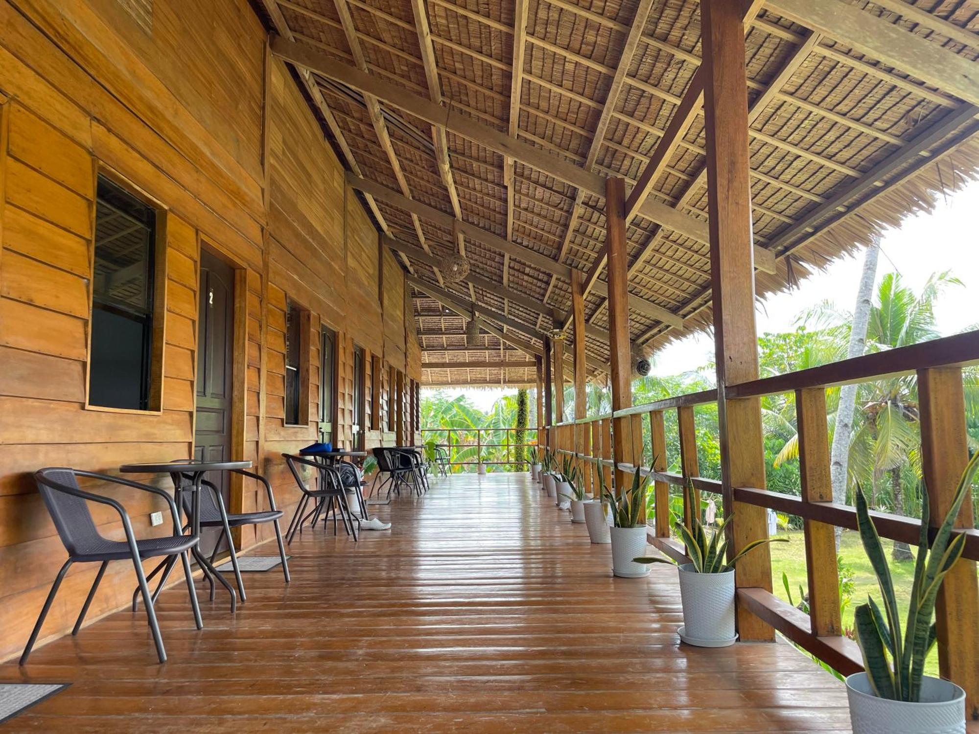 Siargao Sunflower Suites General Luna  Exteriör bild