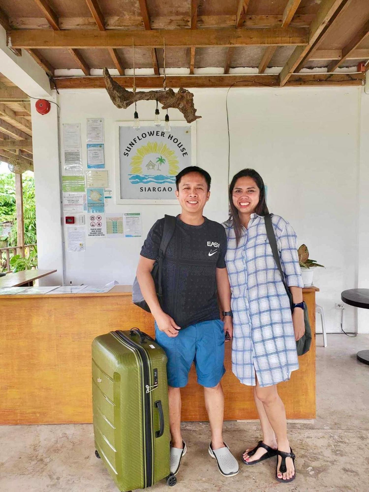 Siargao Sunflower Suites General Luna  Exteriör bild