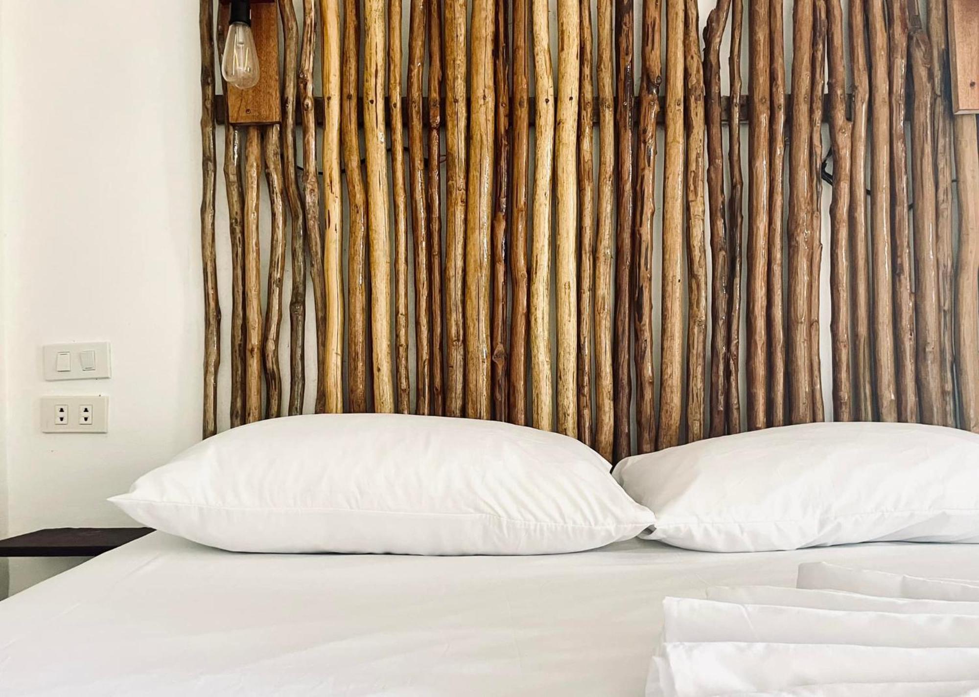 Siargao Sunflower Suites General Luna  Exteriör bild