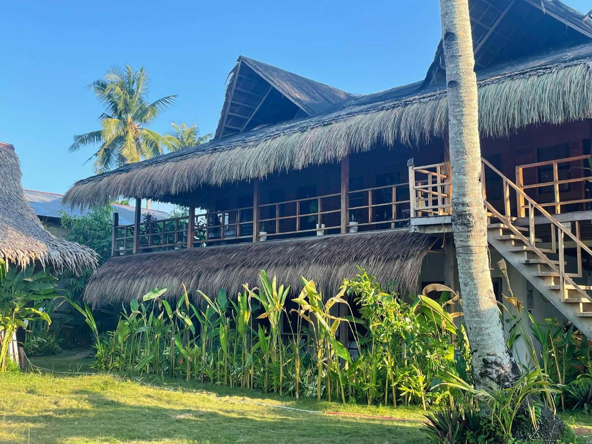 Siargao Sunflower Suites General Luna  Exteriör bild